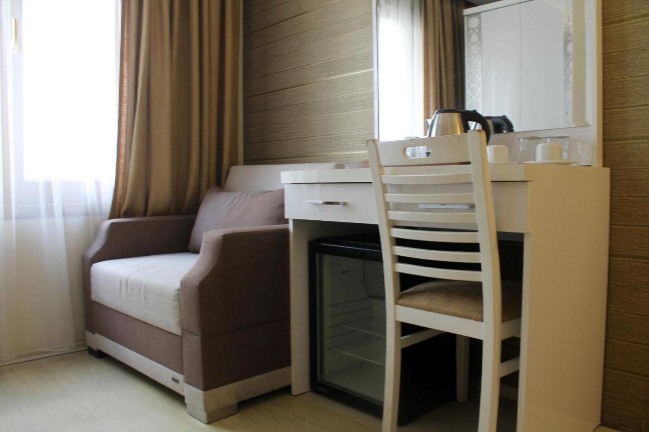Istanbul River Hotel Esterno foto