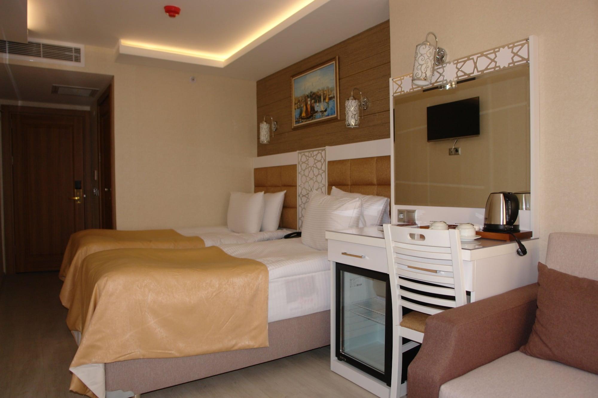 Istanbul River Hotel Esterno foto