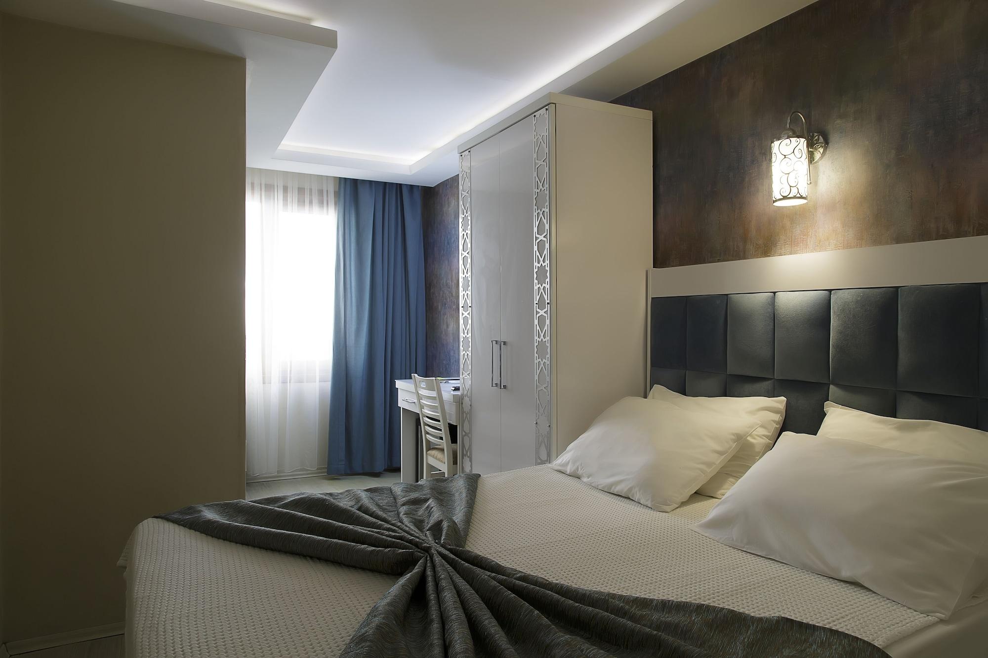 Istanbul River Hotel Esterno foto