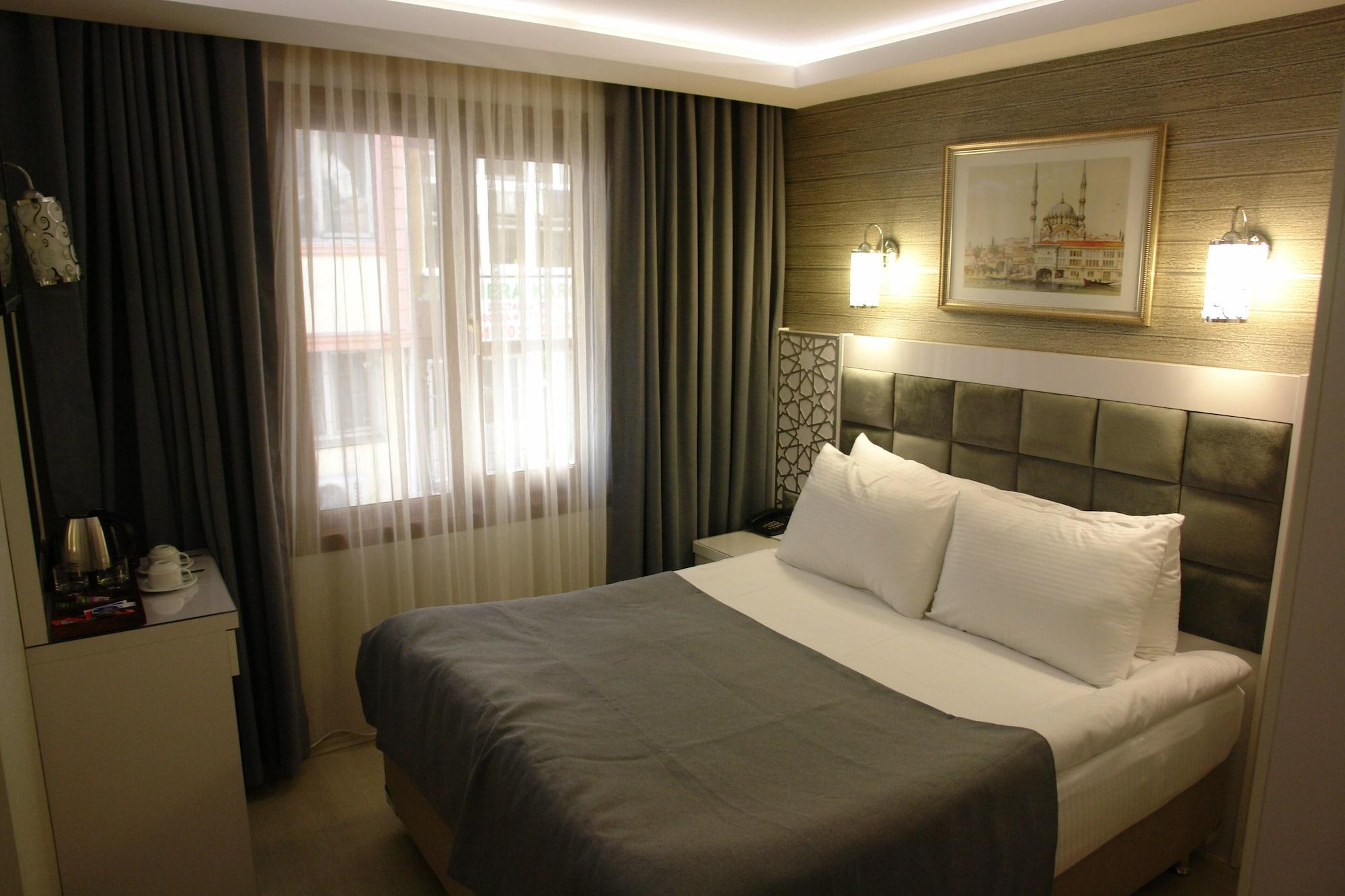 Istanbul River Hotel Esterno foto