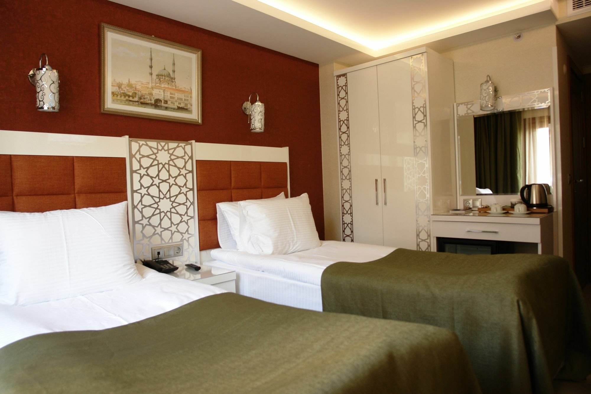 Istanbul River Hotel Esterno foto