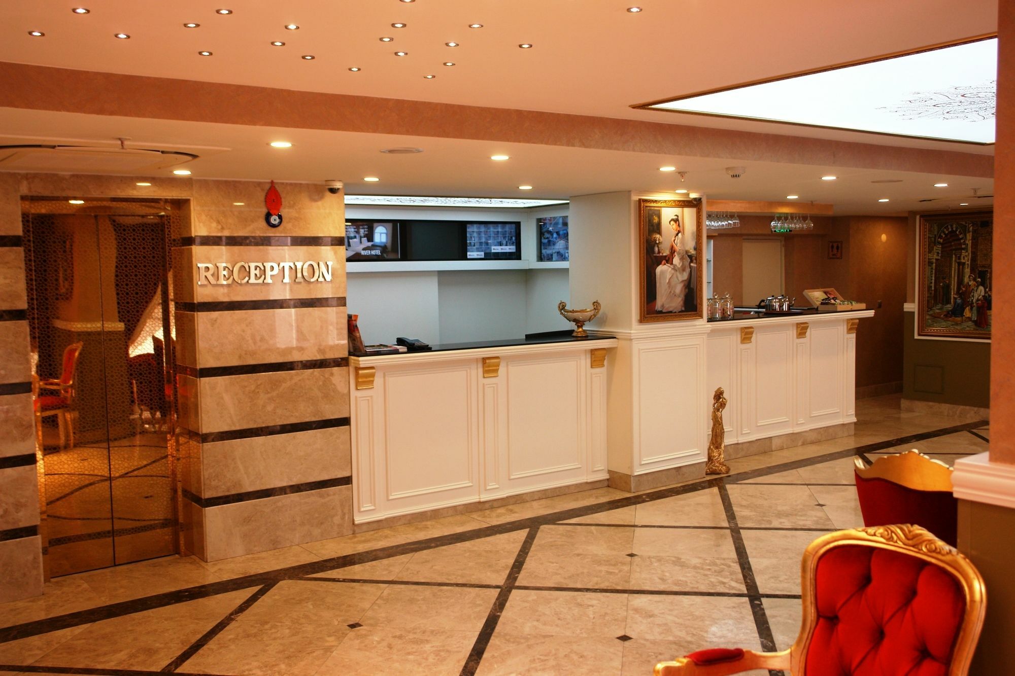 Istanbul River Hotel Esterno foto