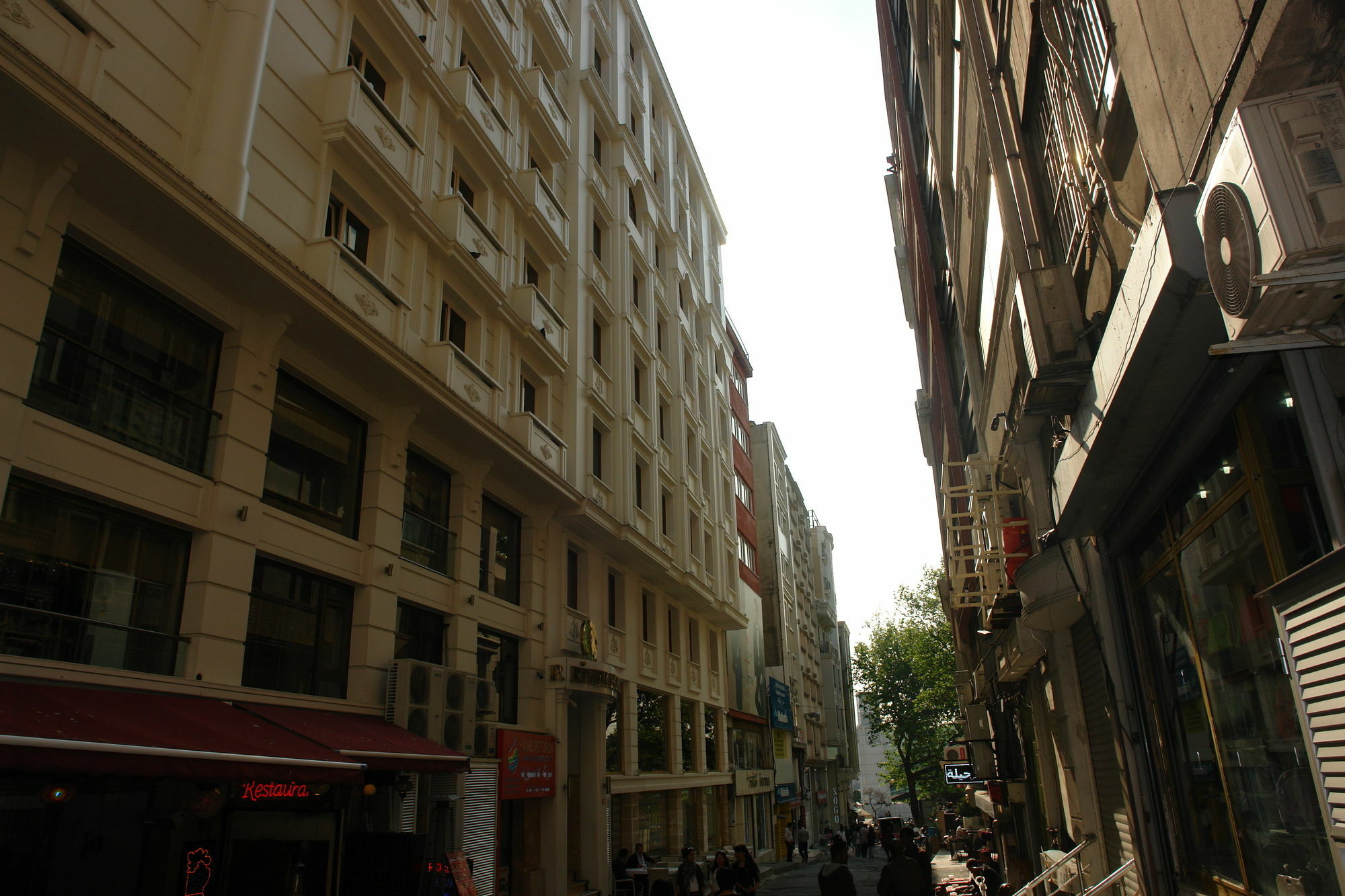 Istanbul River Hotel Esterno foto
